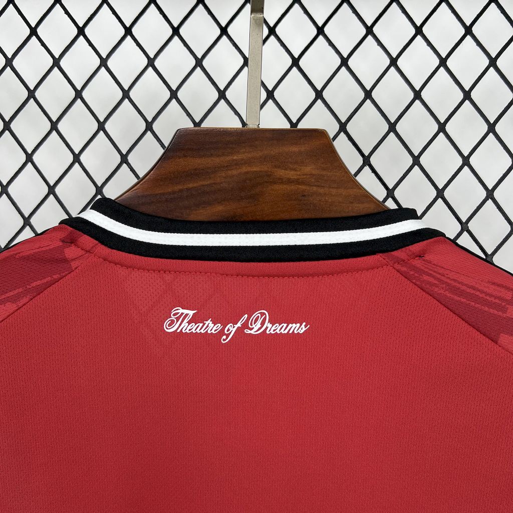 Camisola Manchester United Principal 25/26