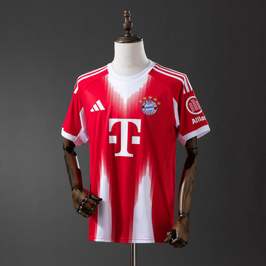 Camisola Bayern Munique Principal 25/26